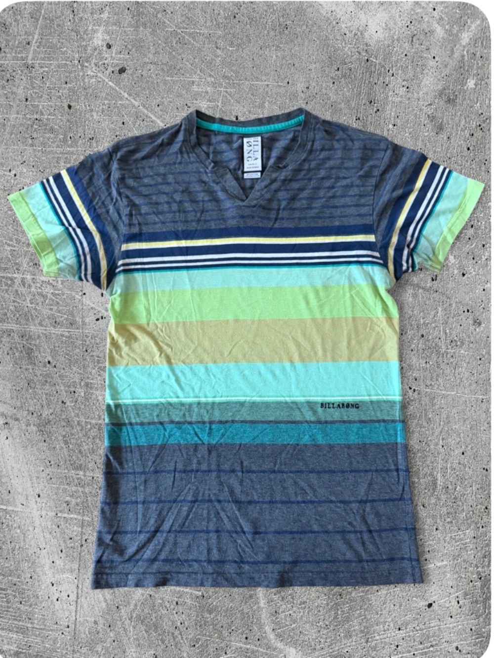 Billabong Striped Notch-Neck  short sleeve Tee  Colorblock - Small